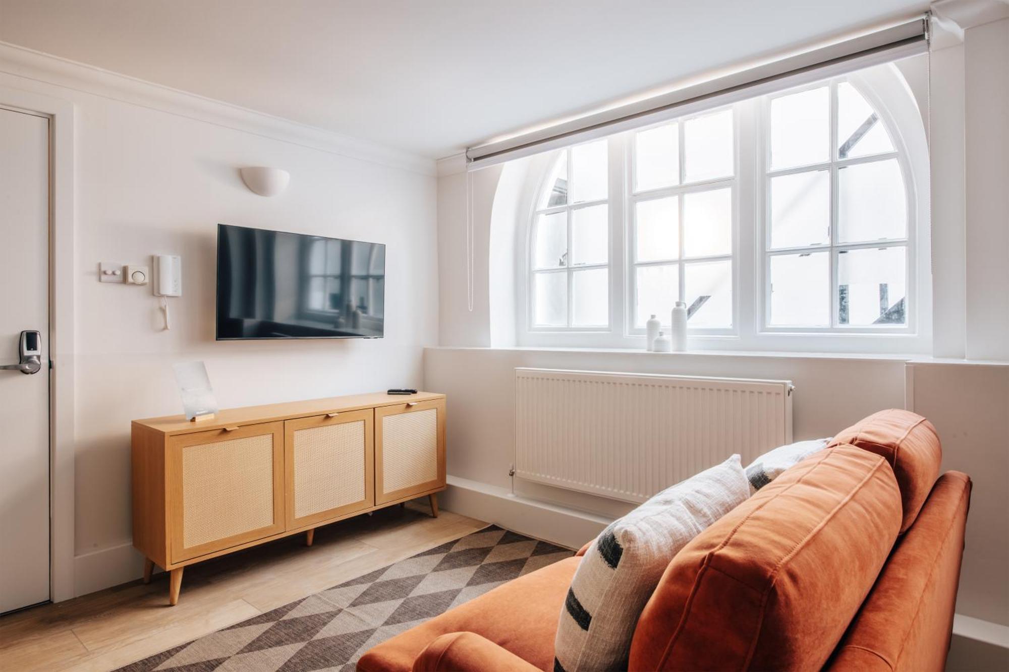 The Regency - Serviced London