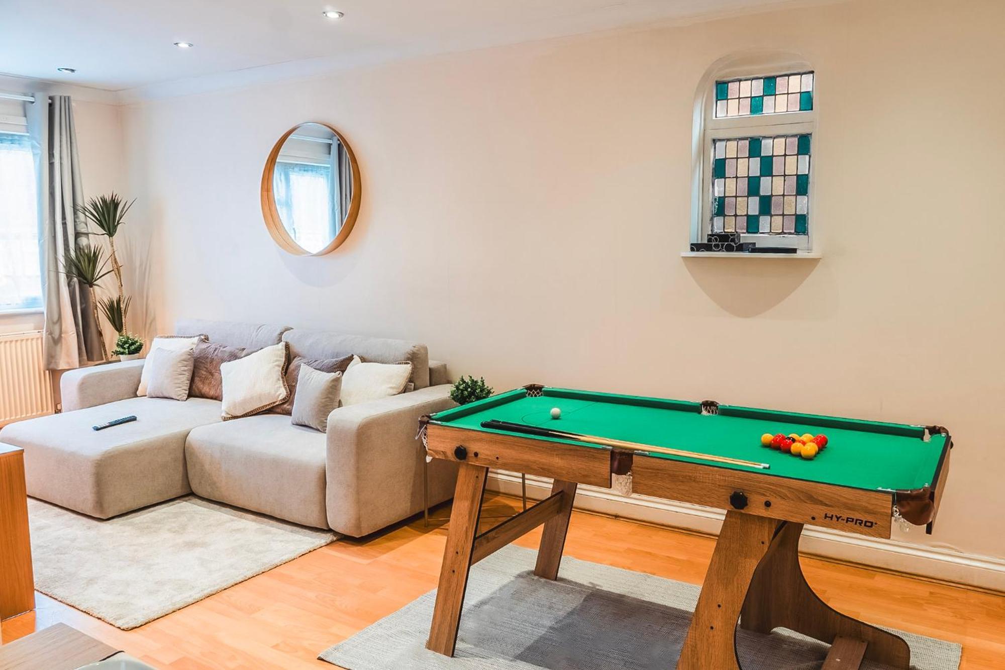 Appartement Beautiful 2 Bed With Driveway, Wembley Londres
