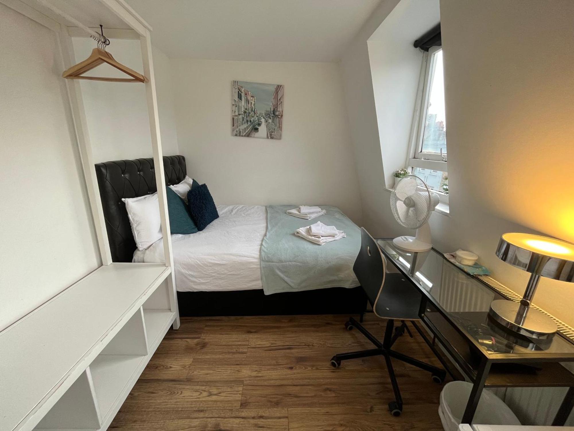 Euston Private 2 Min Walk To Station Séjour chez l'habitant