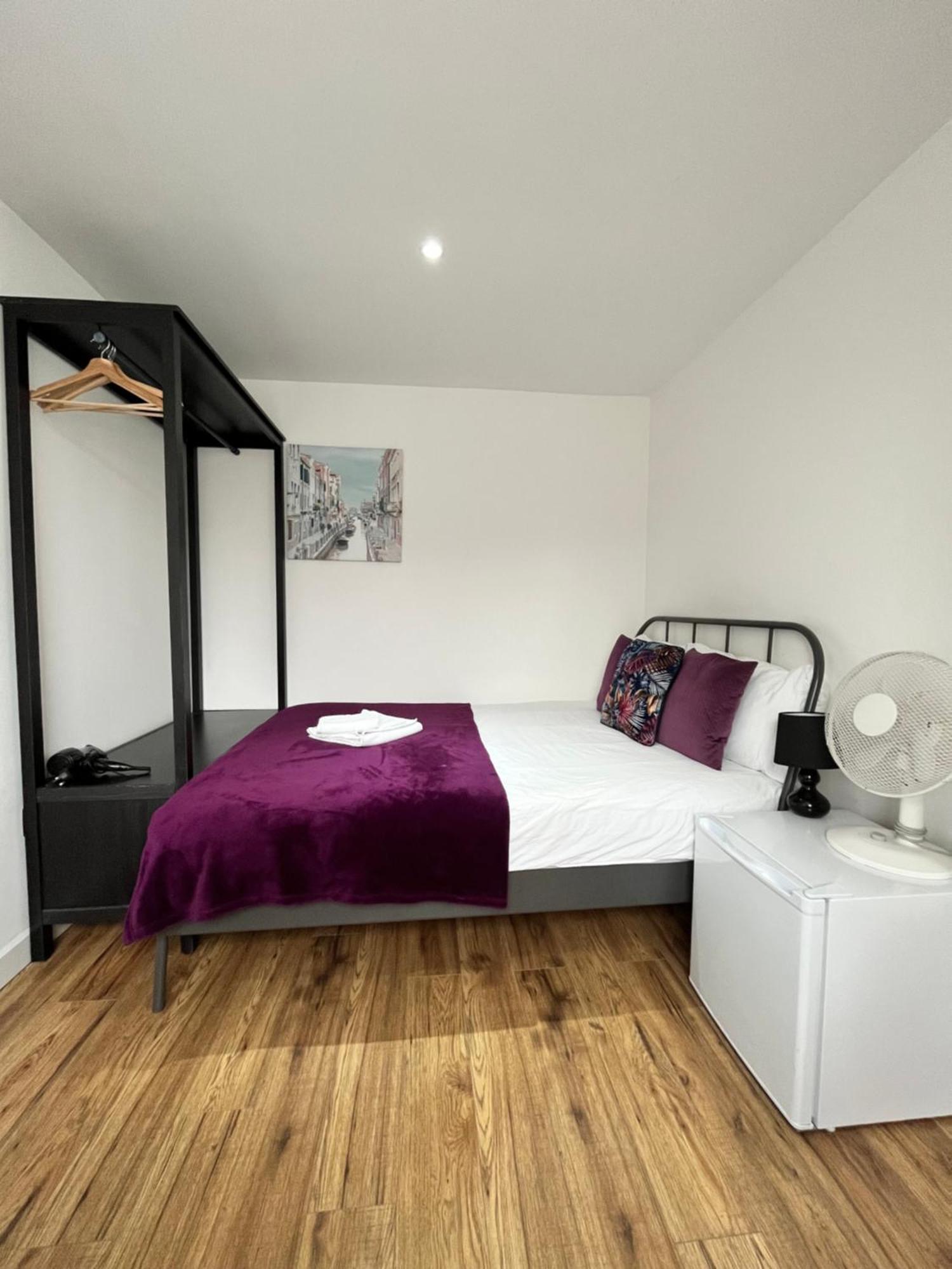 Euston Private 2 Min Walk To Station *