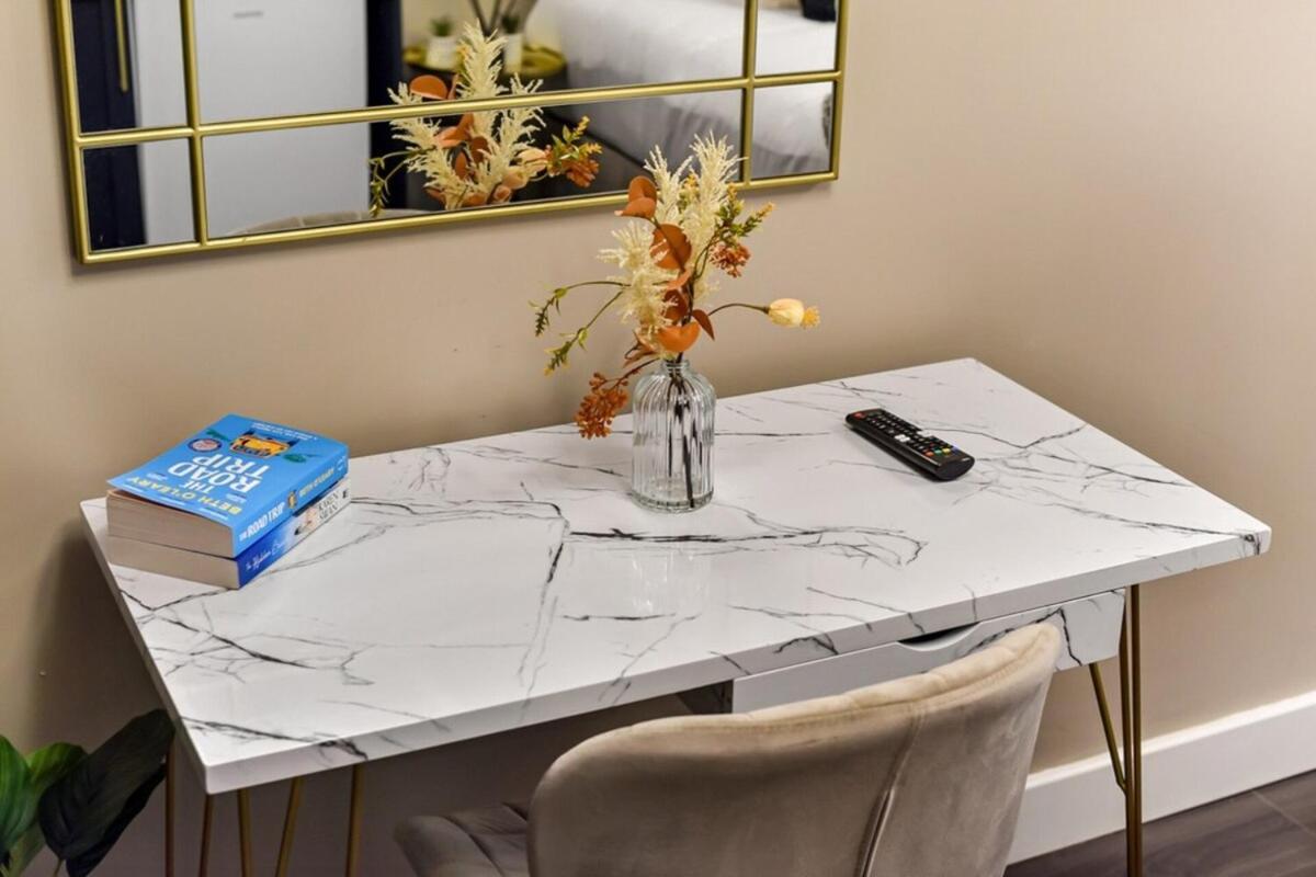 The Wanderer's Nest, Sleek Near It 1a Apartamento Londres