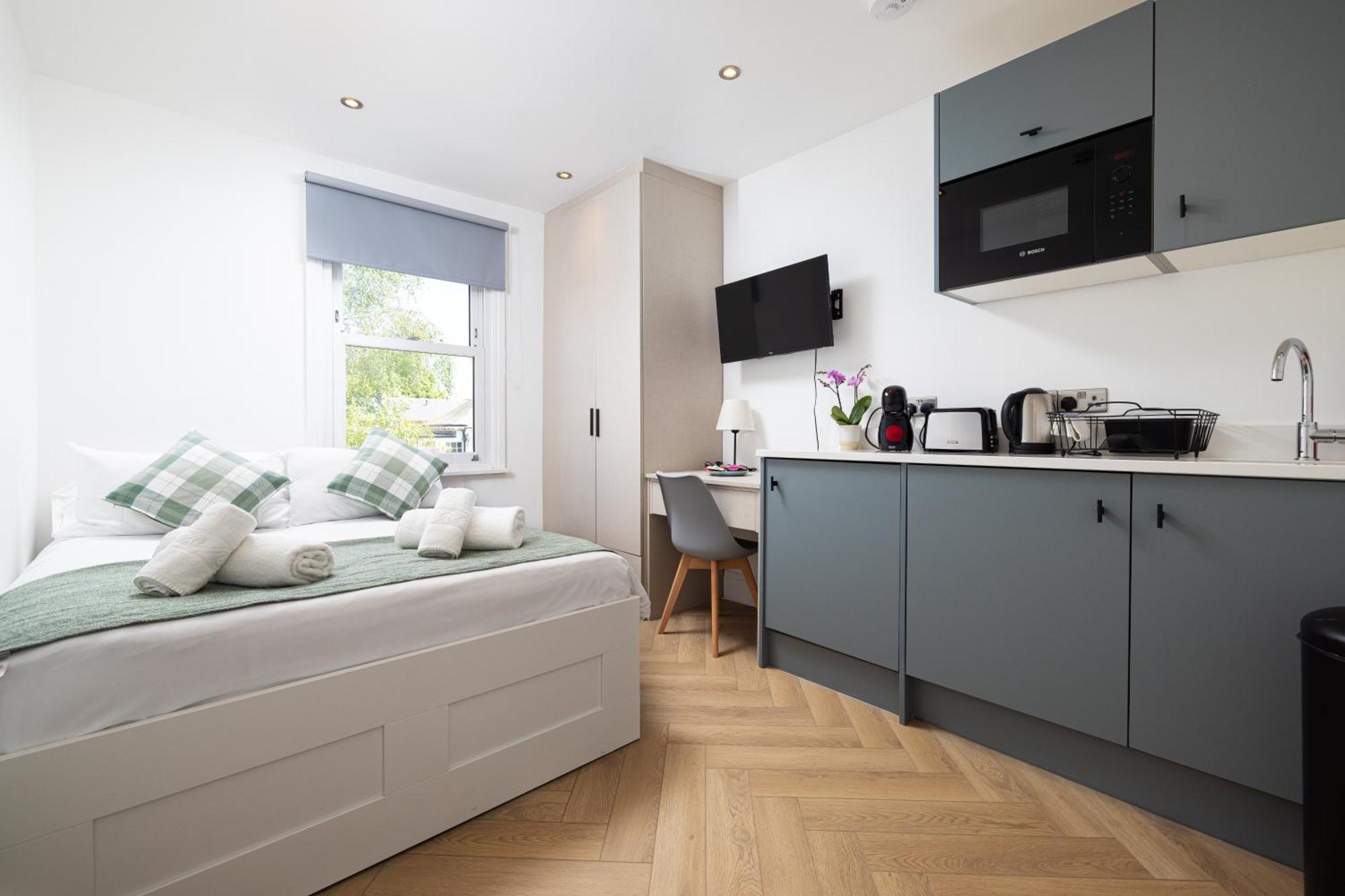 Charmstay Kensington Olympia *