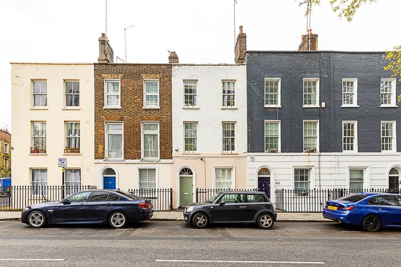 Chic 4-bed House, Camden,