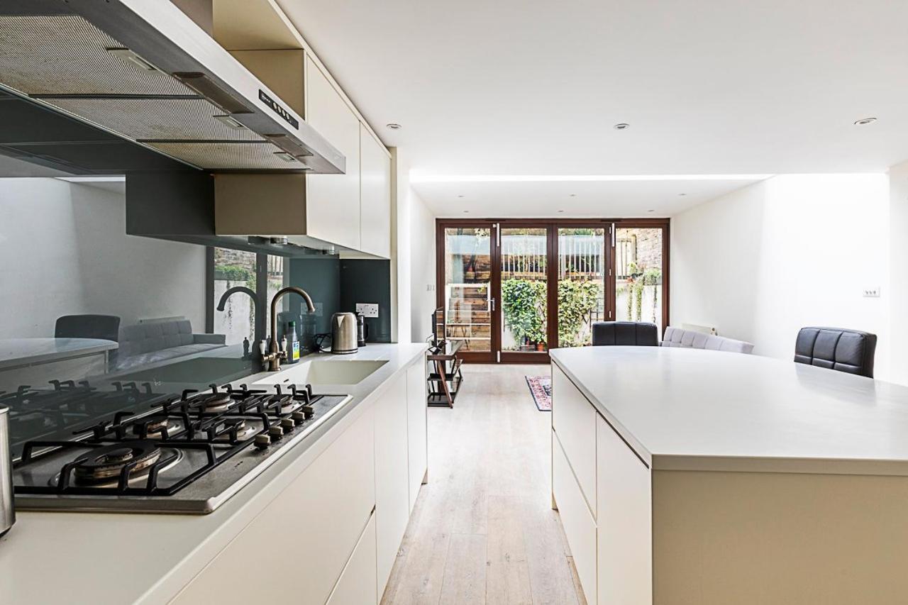 Chic 4-bed House, Camden, * Londres
