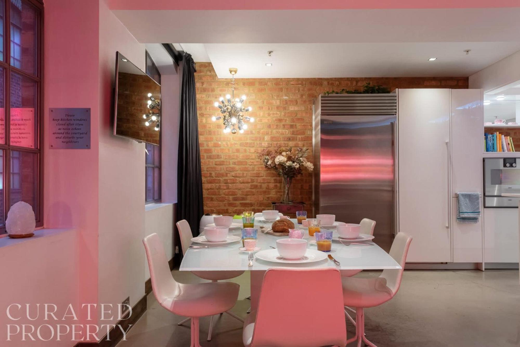 Amazingly Luxurious Loft Apartment, Soho - 3 Bedrooms, 2 Bath & Office Apartamento Londres