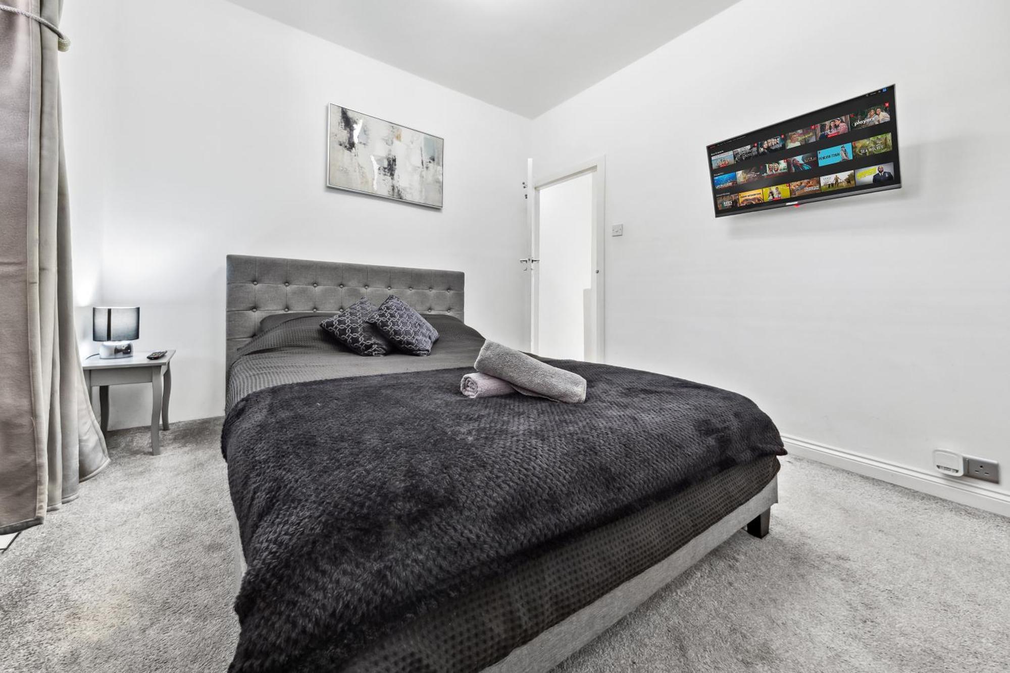 Bromley Serviced - Beckenham Place Park - - 2 Bed House - Free Parking - 2 Beds 1 Sofabed Apartamento Londres