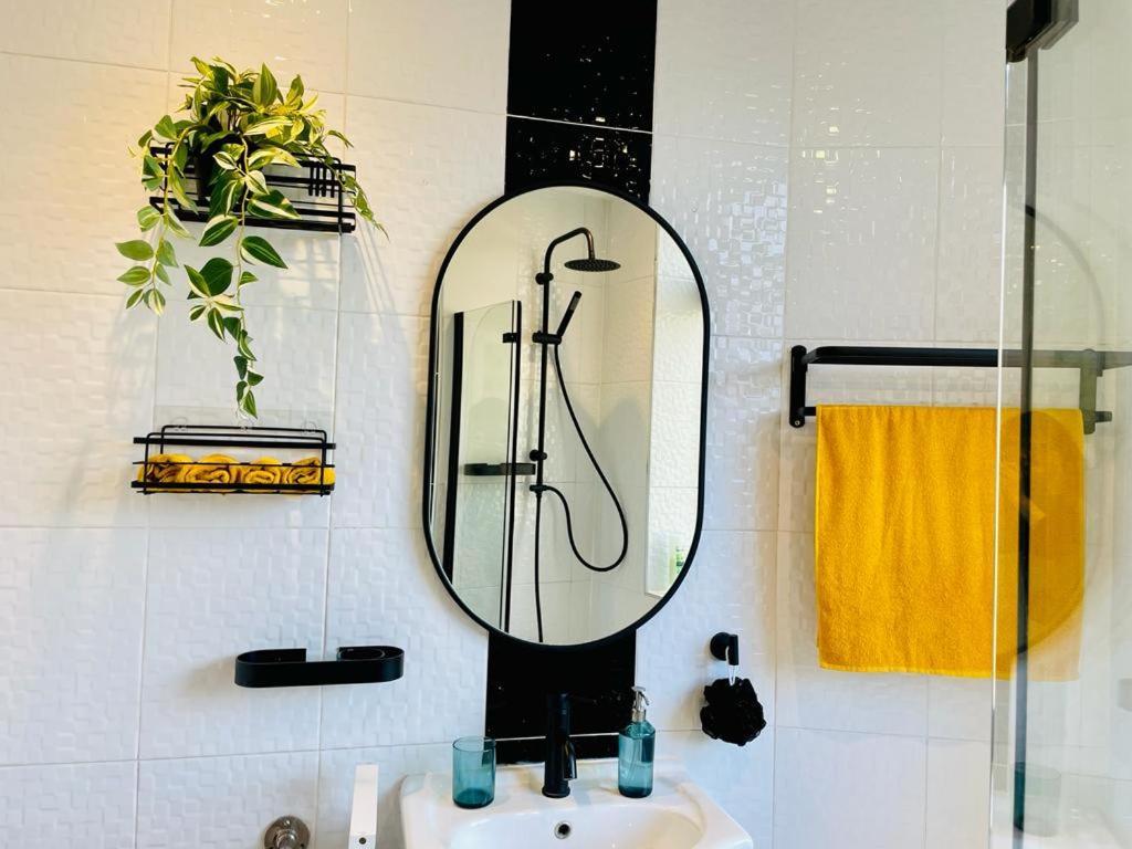 Stylish, Fully Equipped Beside Hyde Park Apartamento *