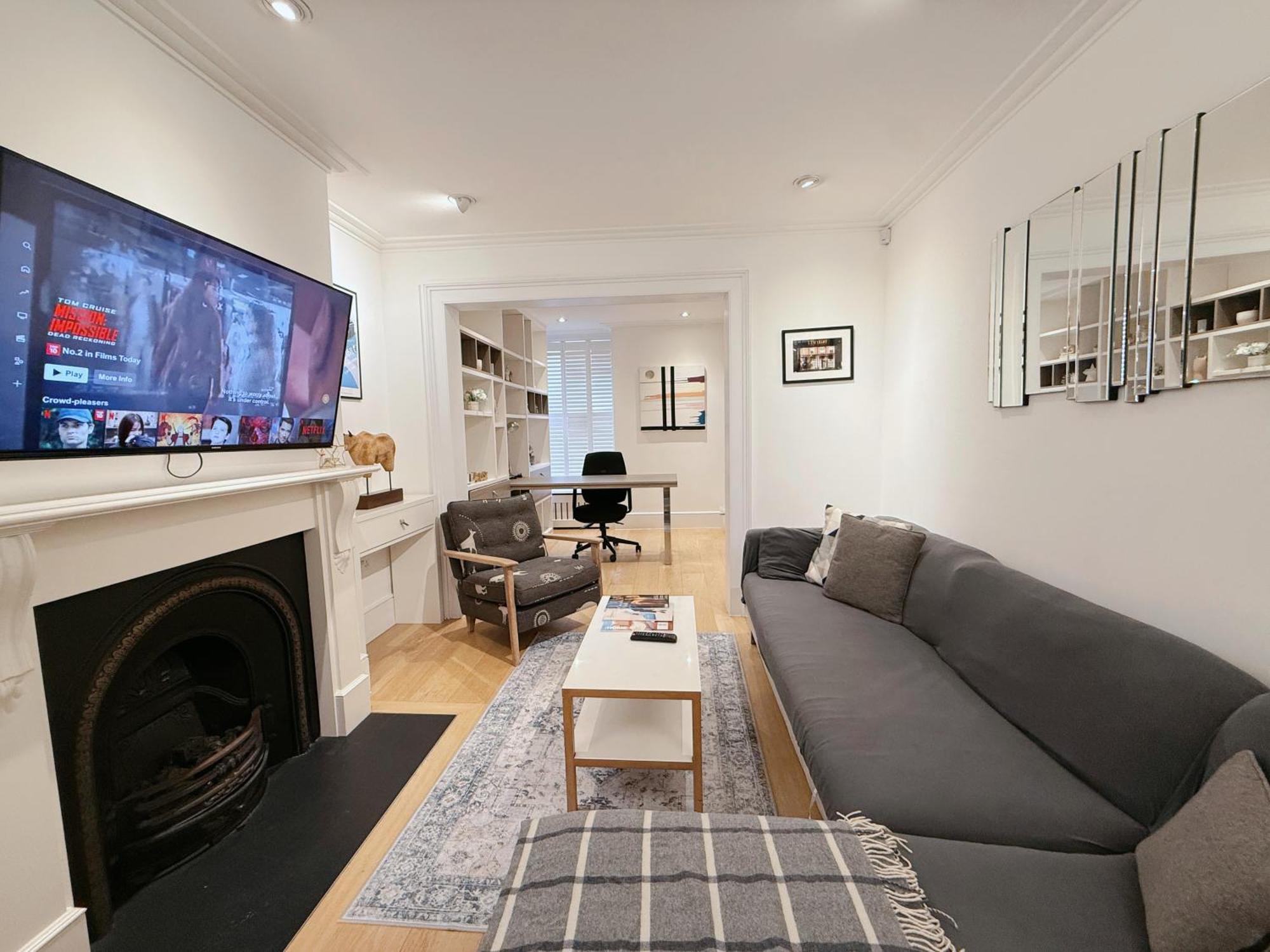 Luxury 3brs Home, Spacious And Cozy In Victoria Villa Londres