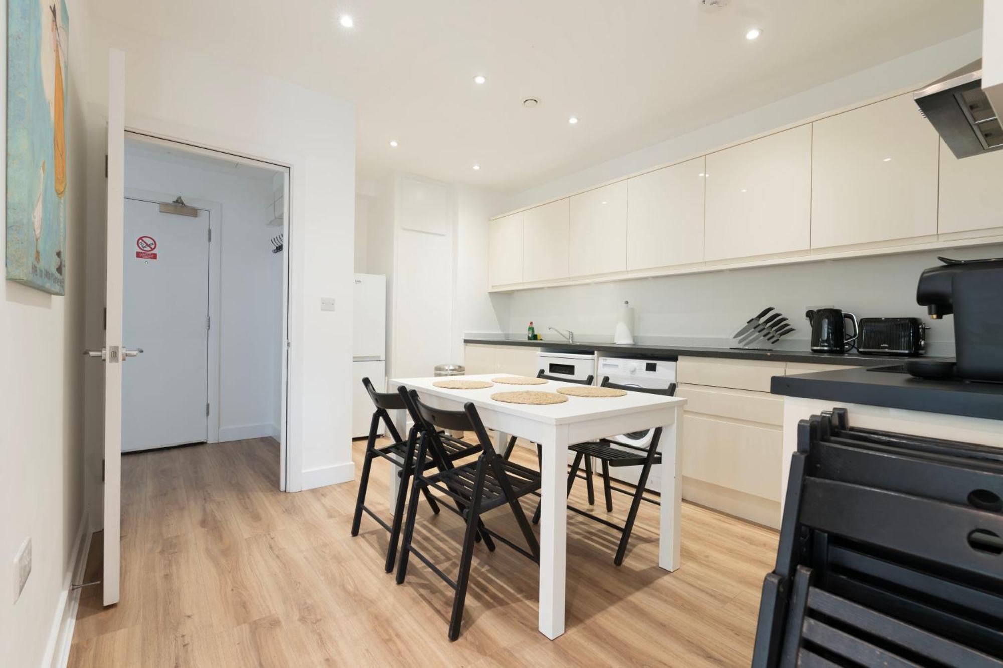 Stylish Modern By Aldgate East Station 5 Apartamento