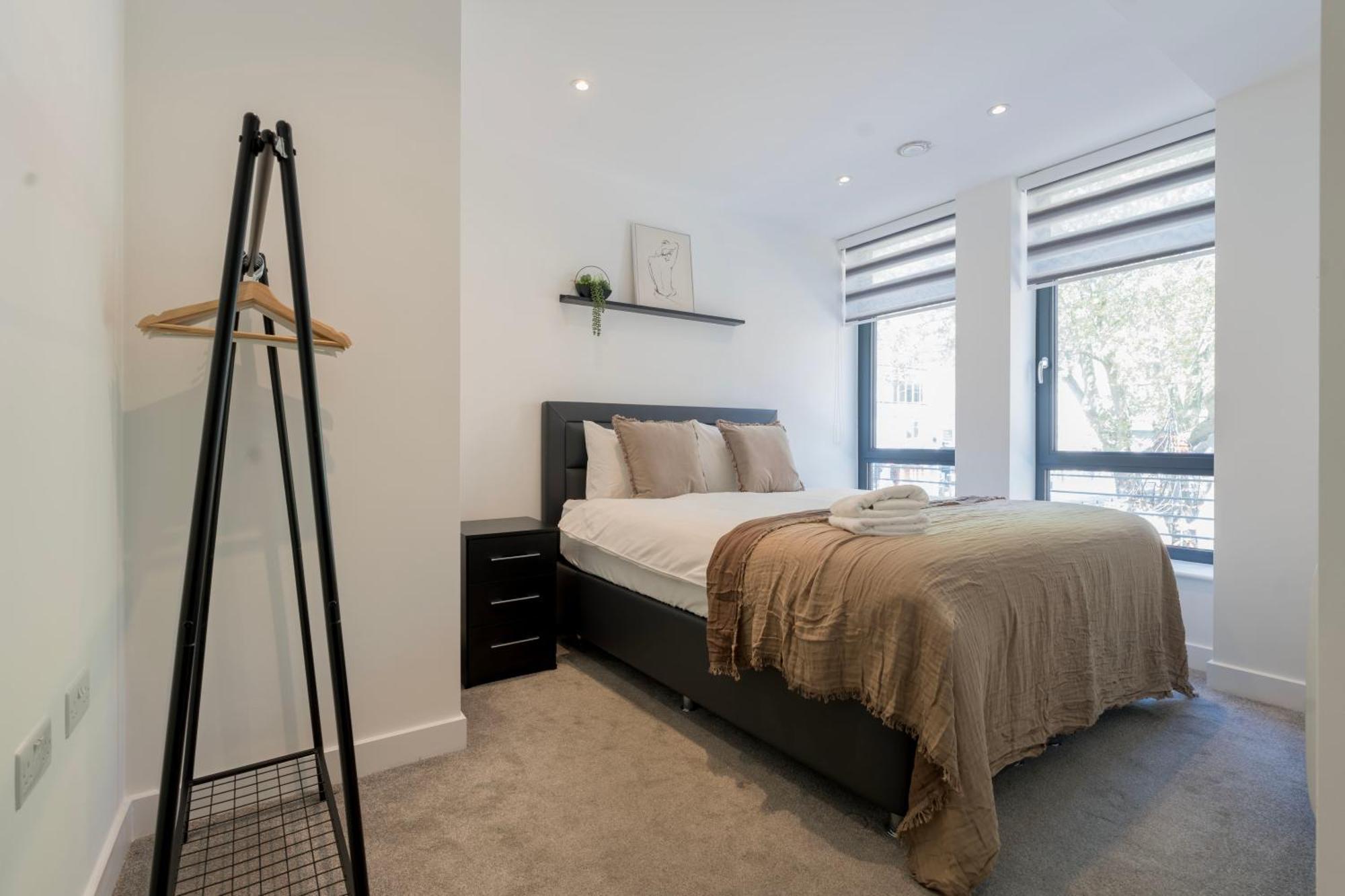 Stylish Modern By Aldgate East Station 1 Apartment
