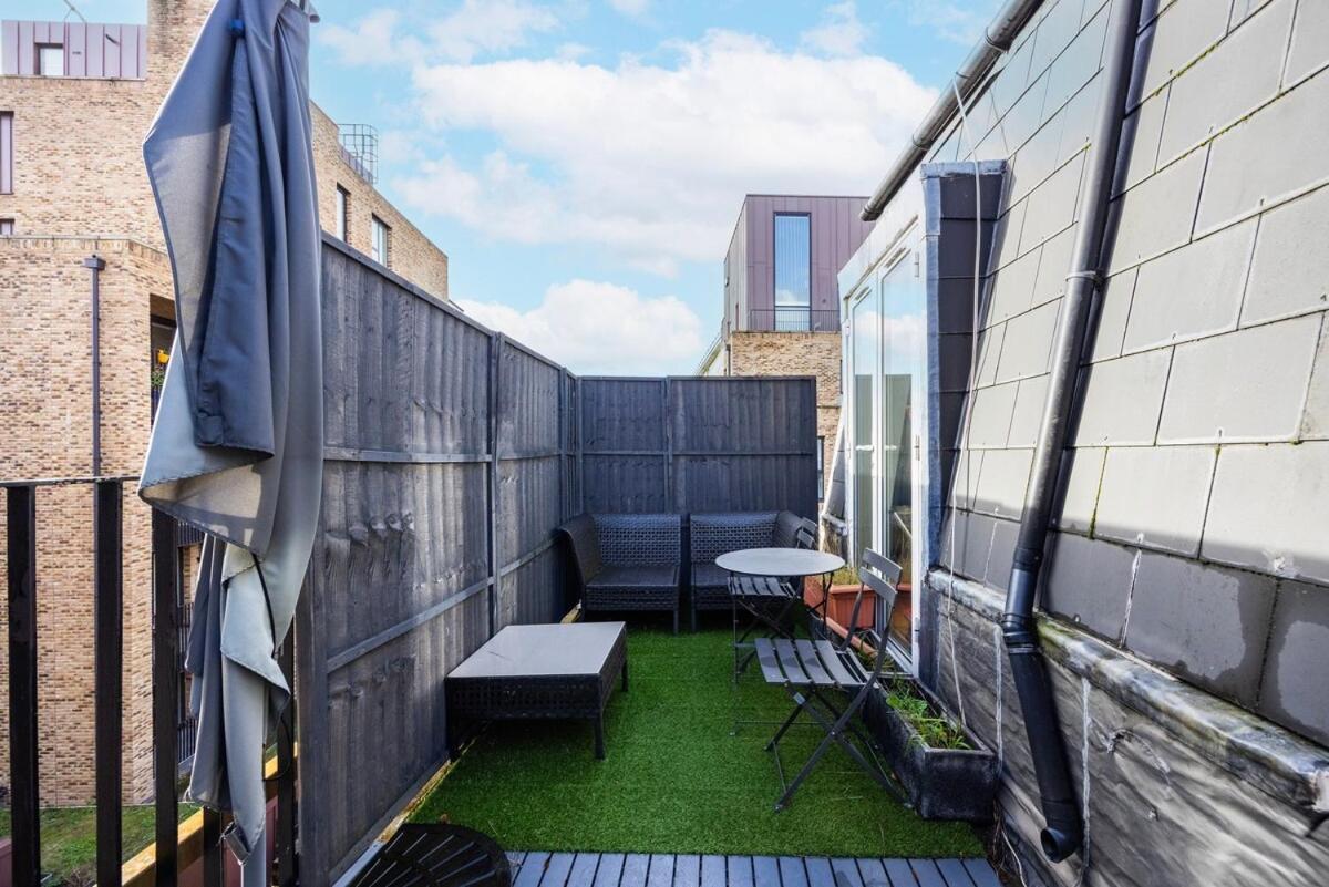 Appartement Near Kings Cross,2bd Private Balcony, Easy Grocery Londres