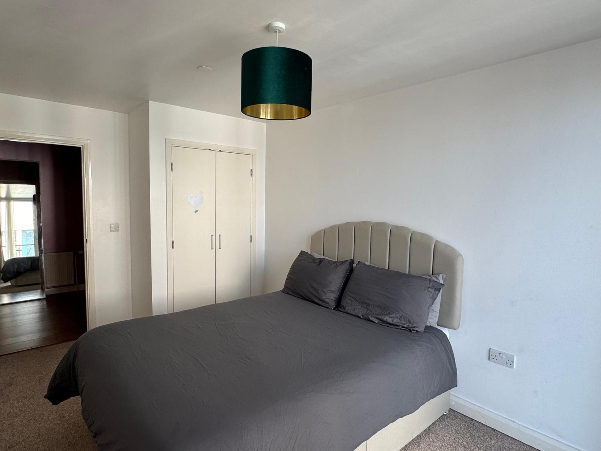 Cozy 2 Bed Flat 5min Walk To Stratford Westfield