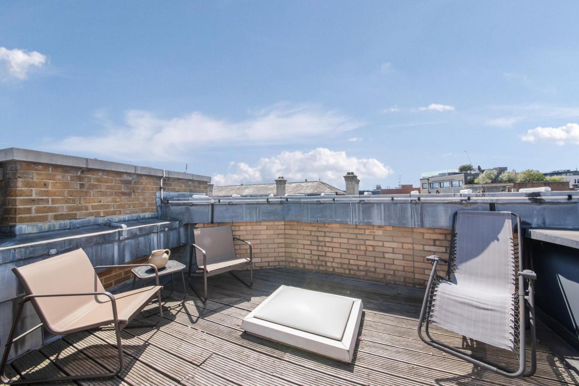 Appartement 3 Bedroom Penthouse With Roof Terrace In Covent Garden Londres