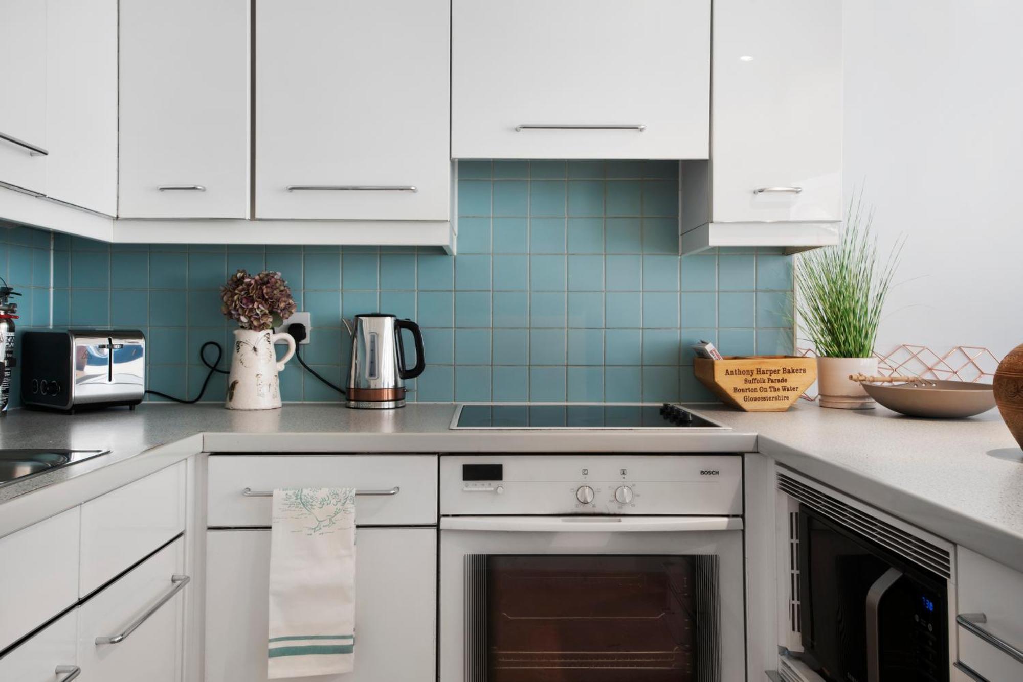 3 Bedroom Penthouse With Roof Terrace In Covent Garden
