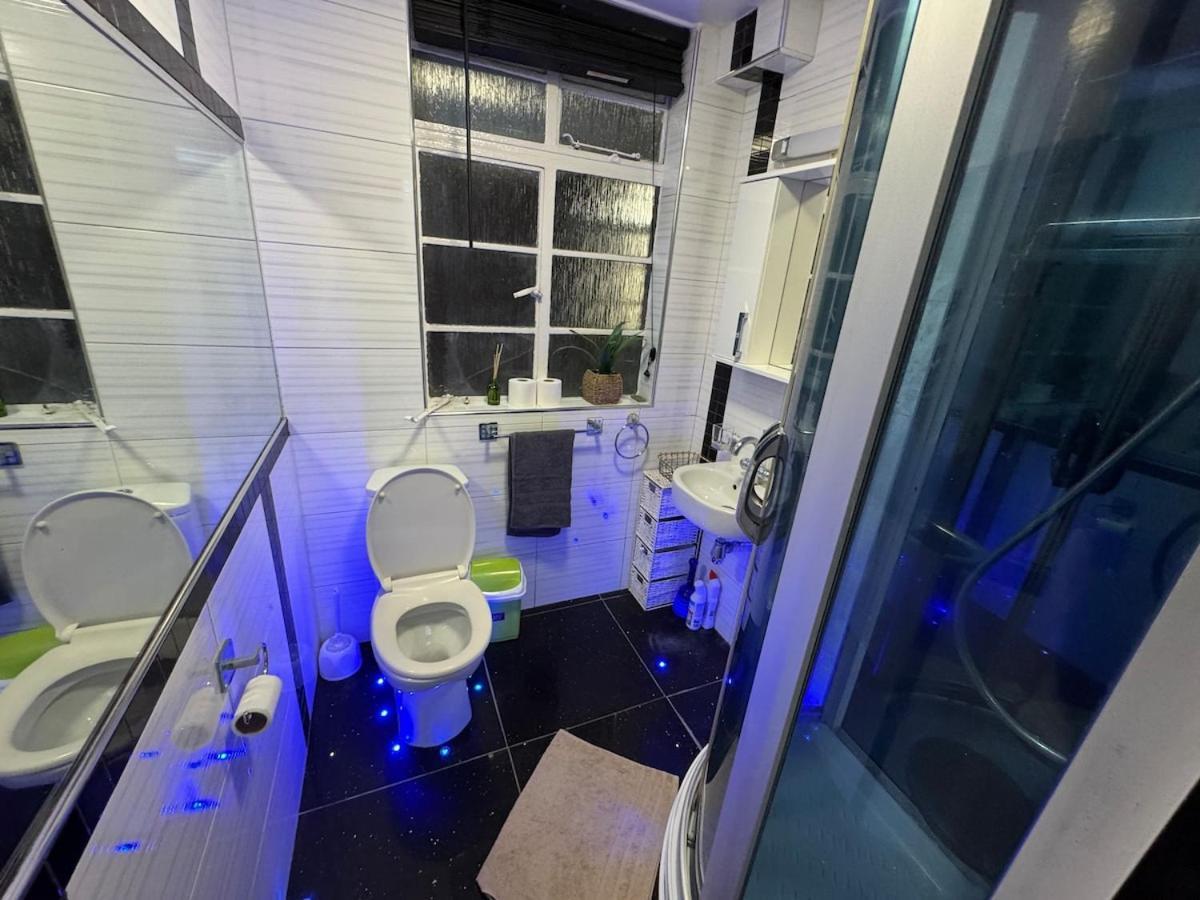Hyde Park And Paddington 1 Bedroom Flat Appartement *