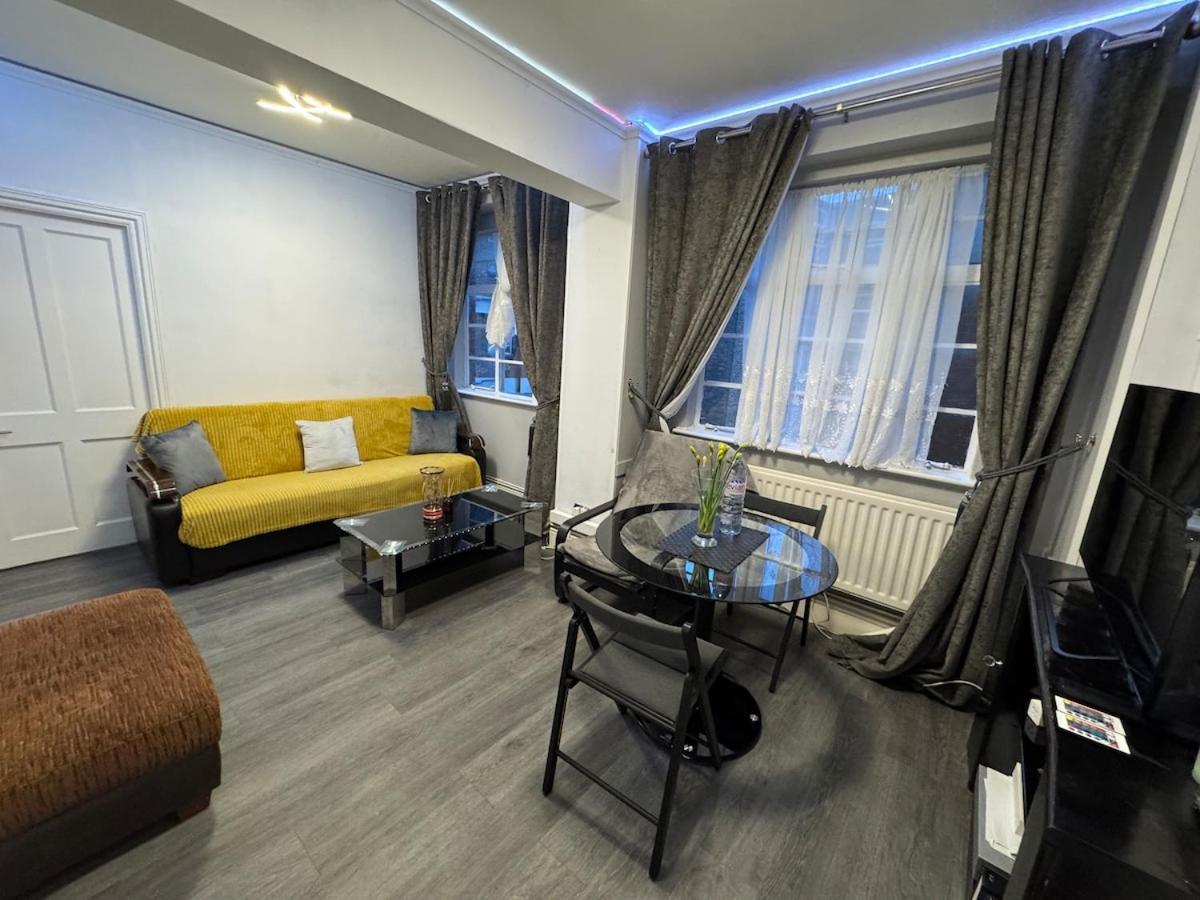 Appartement Hyde Park And Paddington 1 Bedroom Flat *