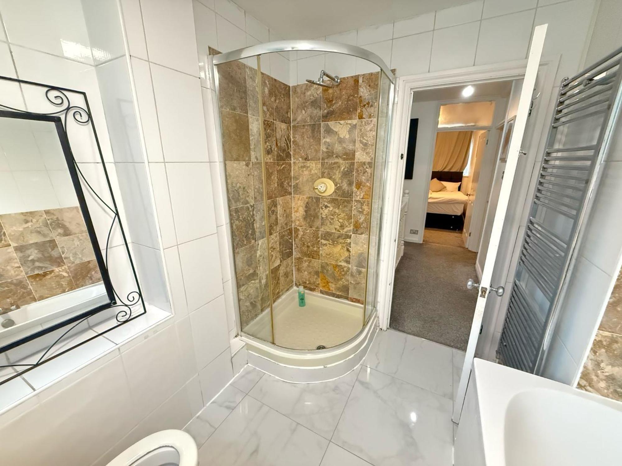 Apartamento 3 Bedroom Garden House Maida Vale Londres