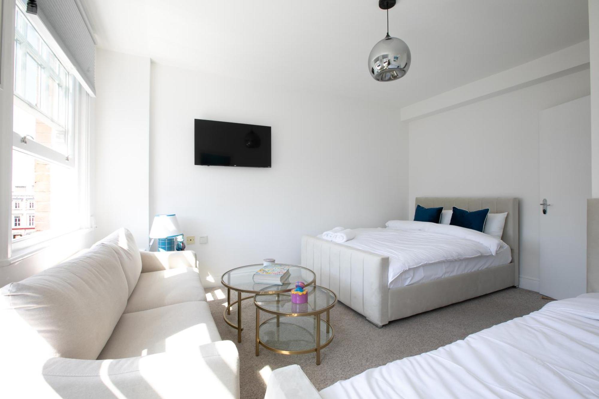 Camden Town 1-min To Station Sleeps 5 * Londen