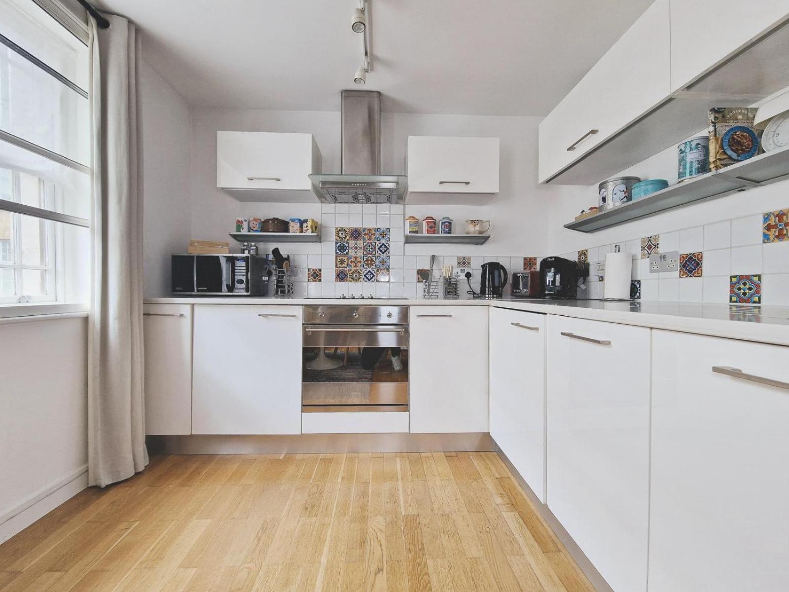 Appartement Kings Cross Station 1 Bed Flat For 4 Londen