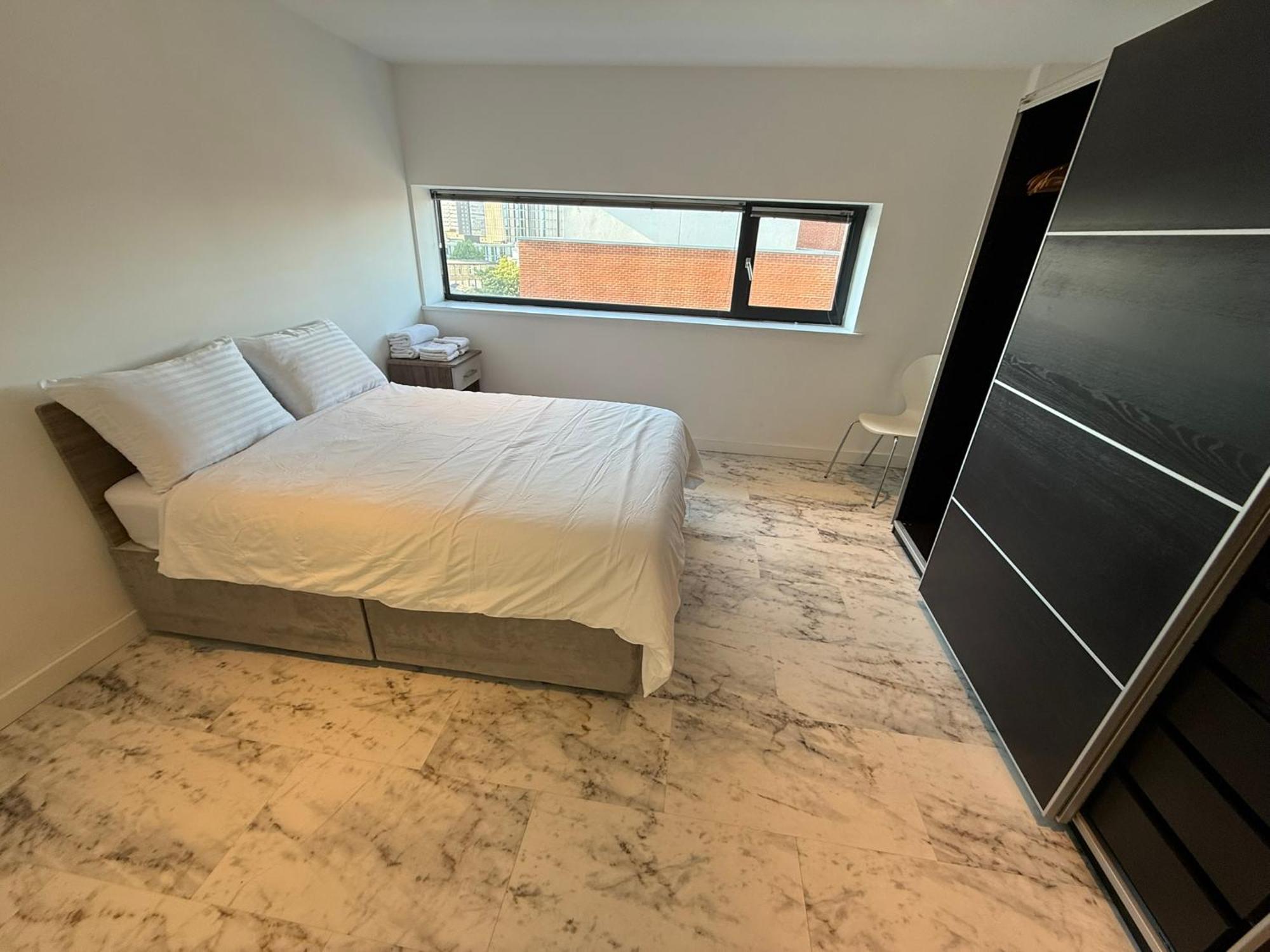Entire Flat With 2x Bedrooms, 2x Bathrooms And A Big Living In The Olympic Park And Westfield At Stratford Hotel Londres