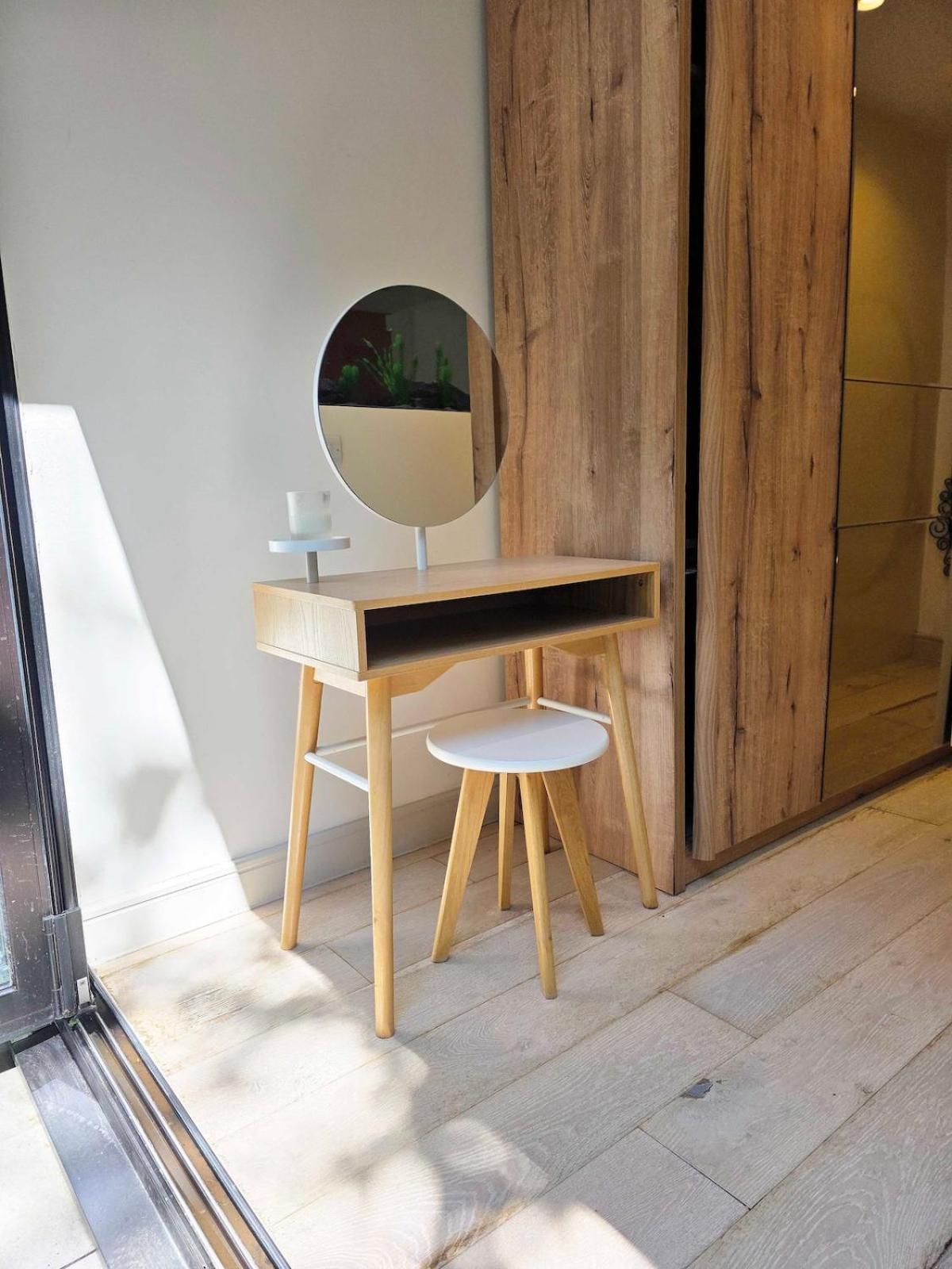 Сasa de vacaciones Chic 2 Bedroom Modern Cave House *
