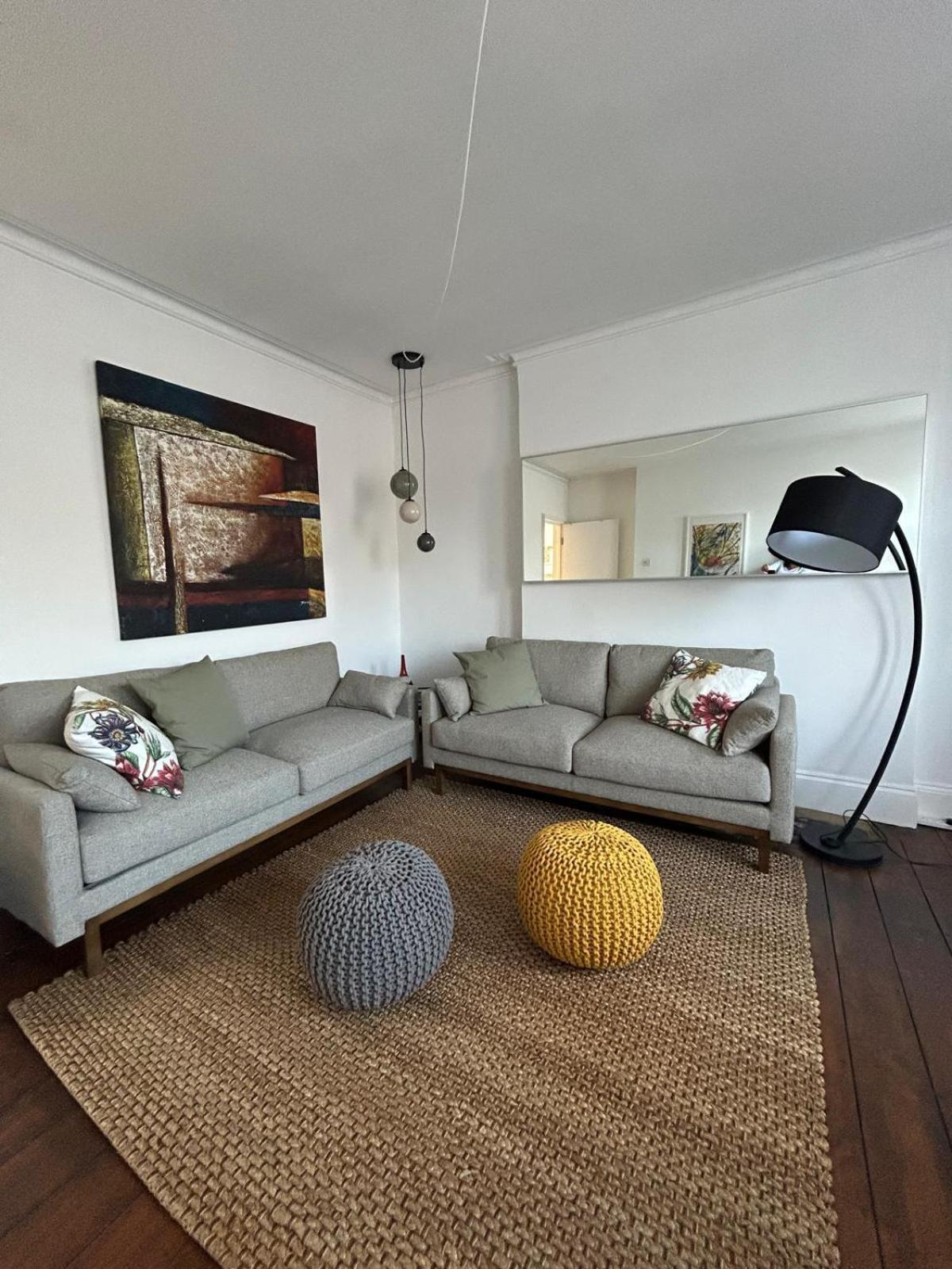 Apartment West Kensington 2bed Flat London