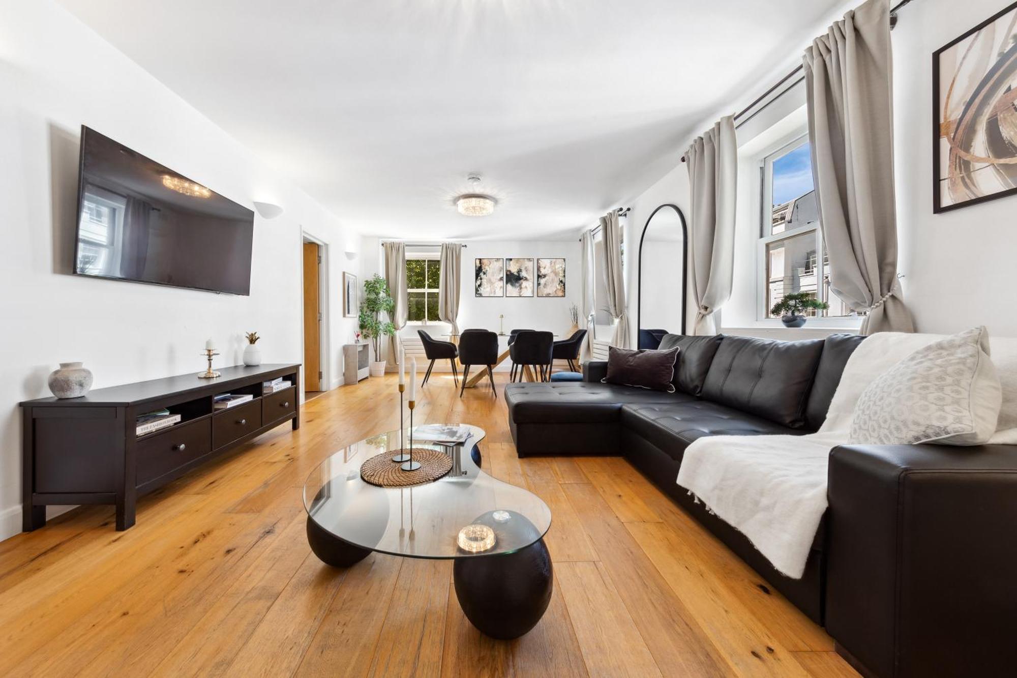 Charming By Hyde Park Apartamento