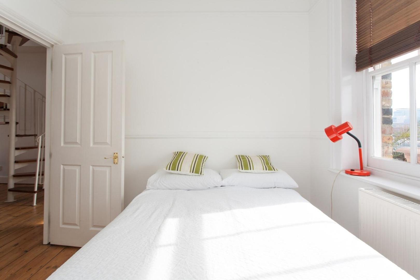 Large Shoreditch 2/dbl Bed Loft Holiday home