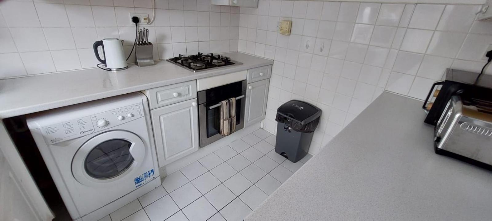 Vakantiehuis 3 Bedroom House Wimbledon Londen