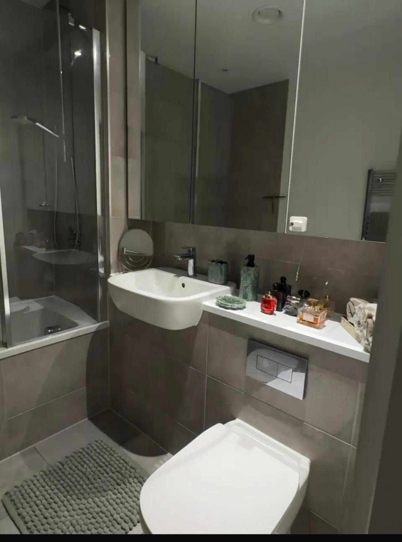 Apartment Luxury Entire 1 Bed Flat, Excel, Airport, Custom House *