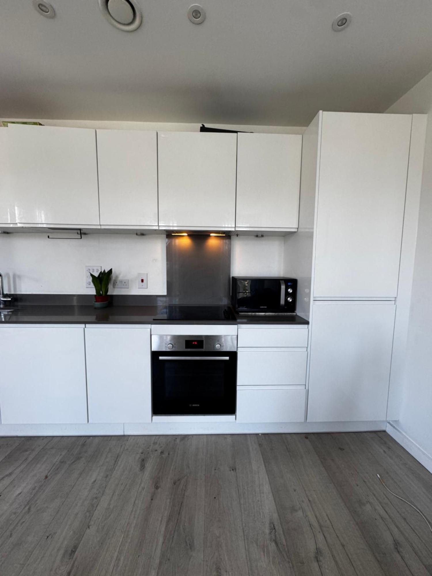 Luxury Entire 1 Bed Flat, Excel, Airport, Custom House * London