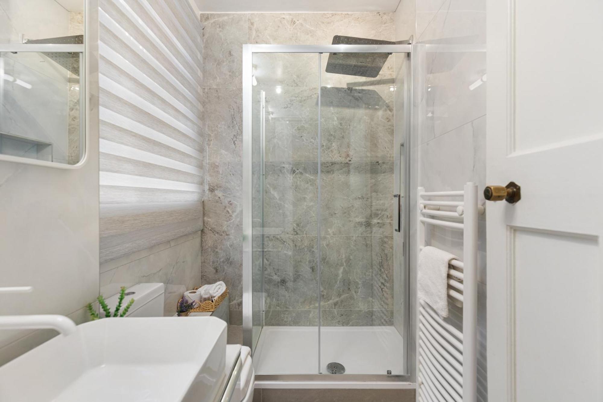 Kensington Olympia 2br - 2br *