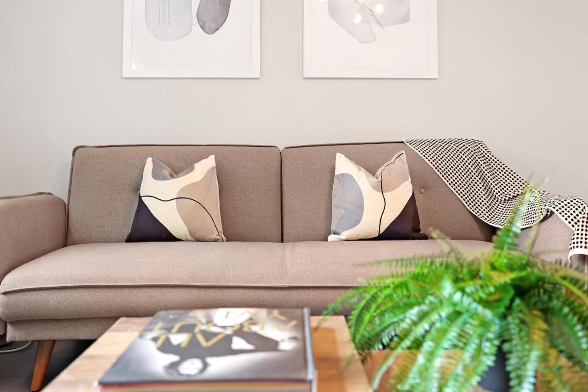Appartement Large 4-bedroom House In Greenwich With Parking *