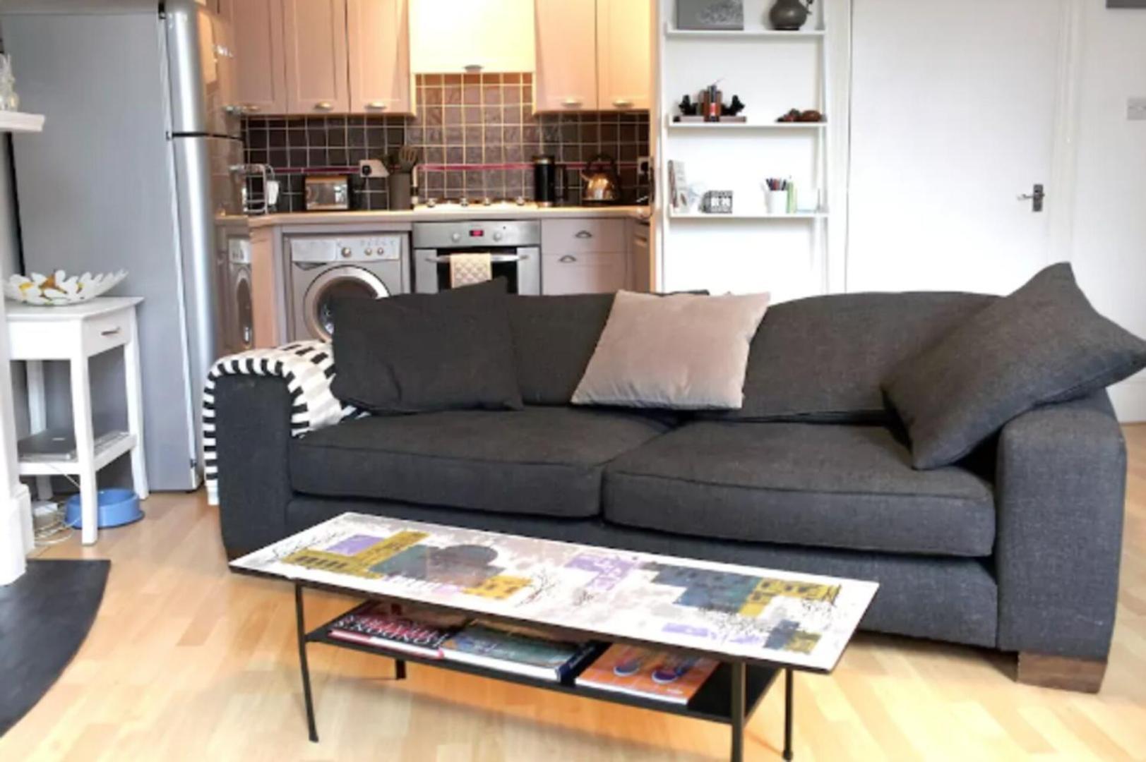 Trendy 2bd Flat In West Hampstead