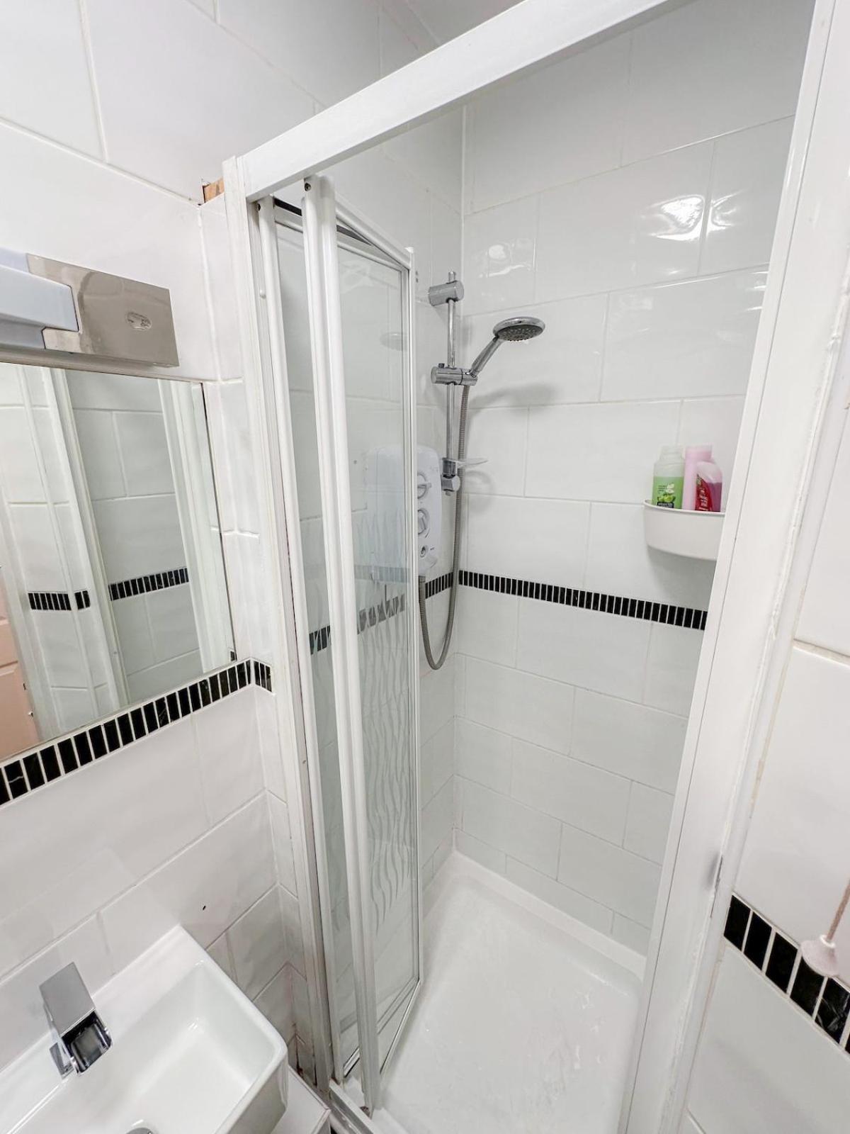 Cosy Hackney 1-bedroom Flat With Wi-fi Old Street Holiday home *