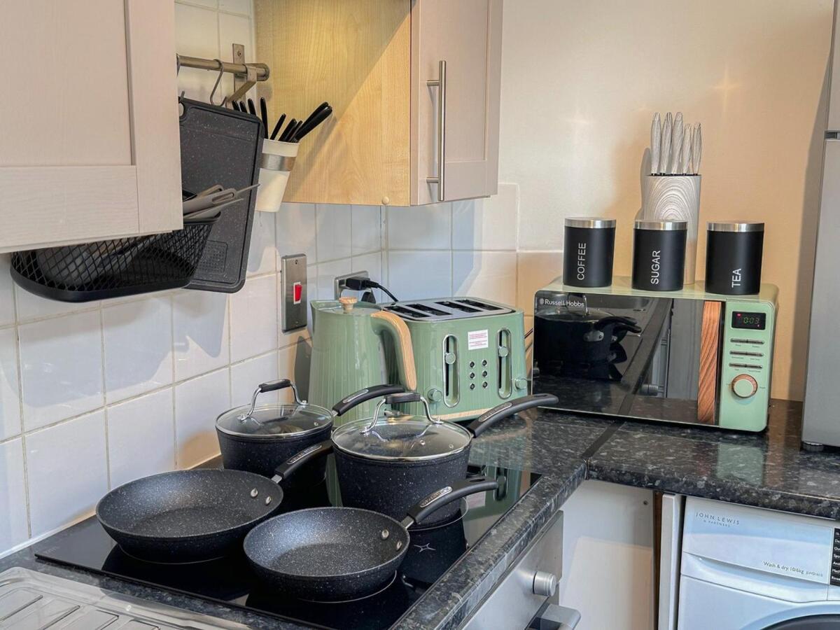 Cosy Hackney 1-bedroom Flat With Wi-fi Old Street Holiday home *