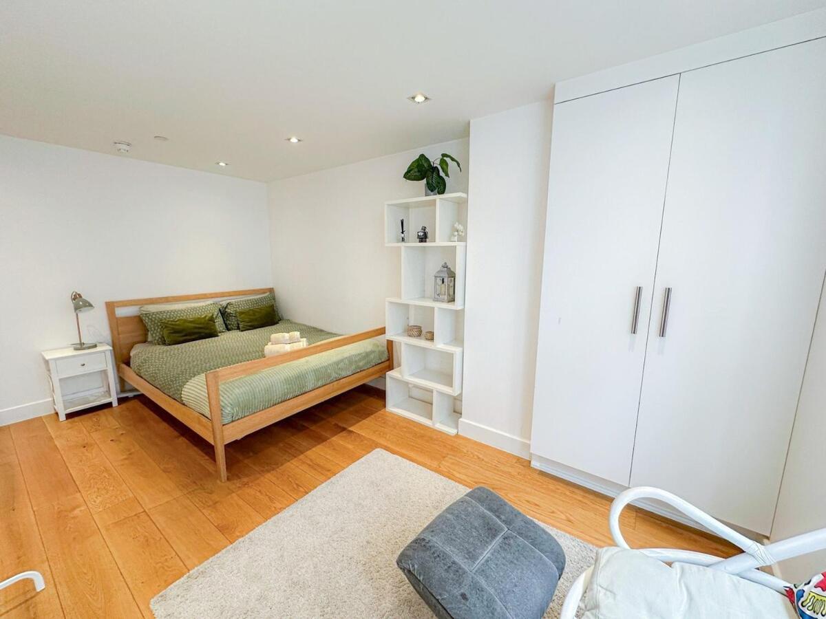 Appartement Spacious 3-bedroom Flat In Holloway With Unique Patio With Free Wi-fi Londres
