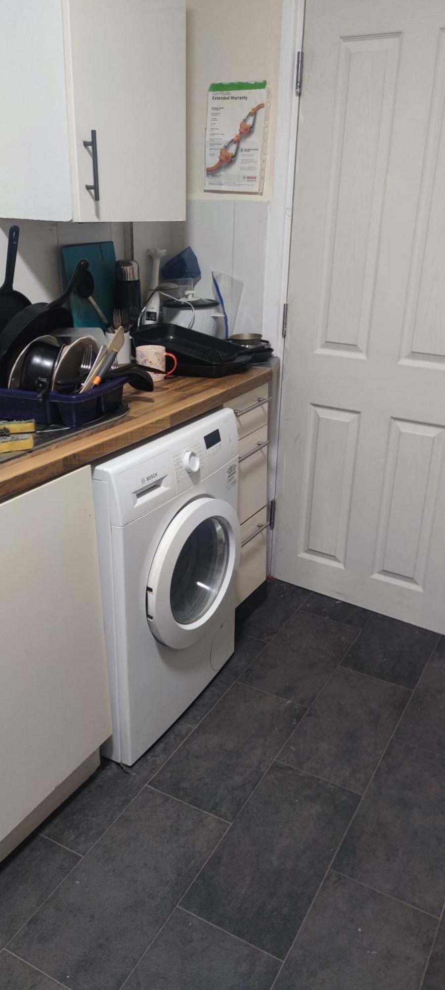 Well Furnished In * Londres
