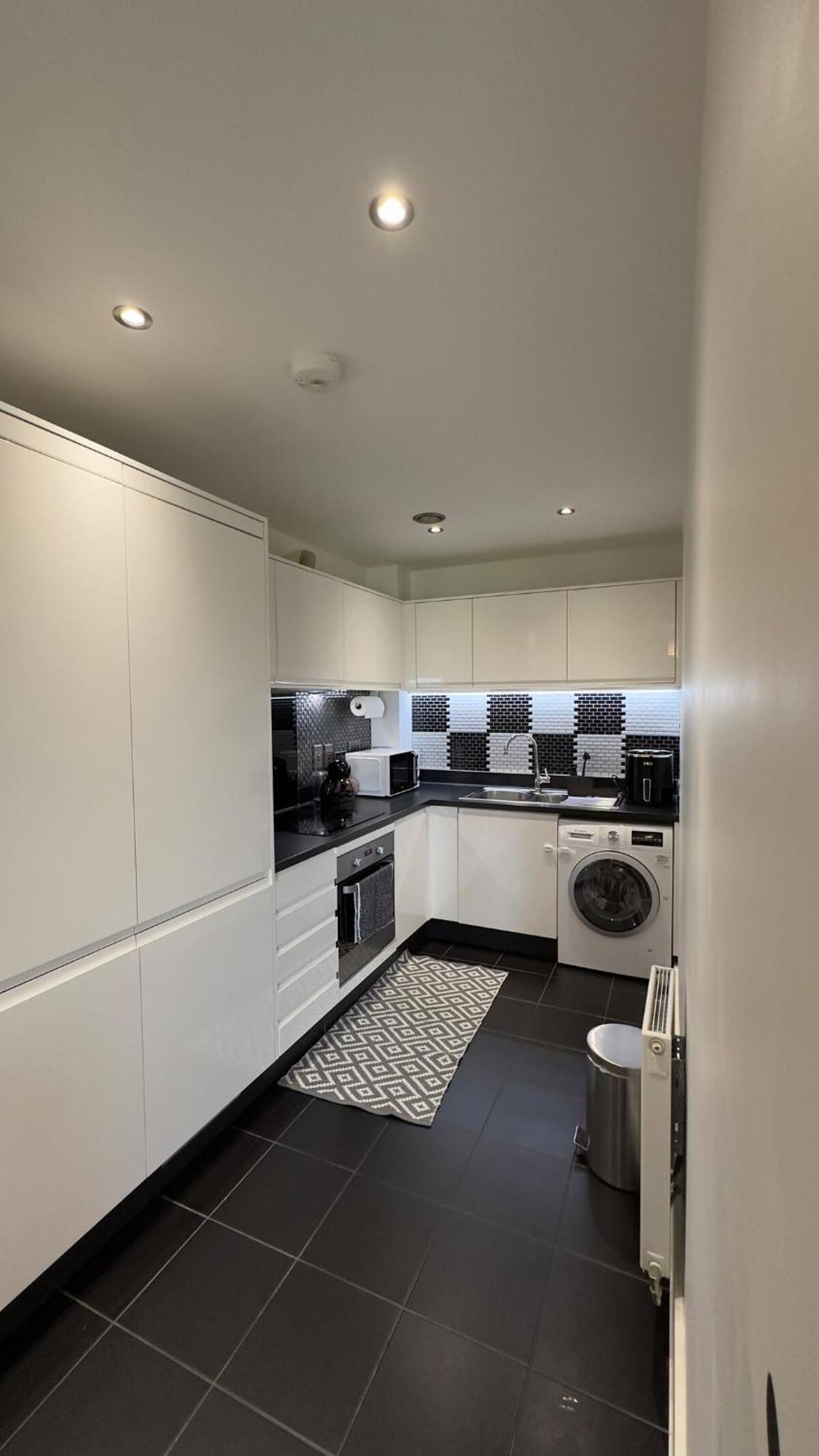 2 Bed Near Brent Cross * Londres