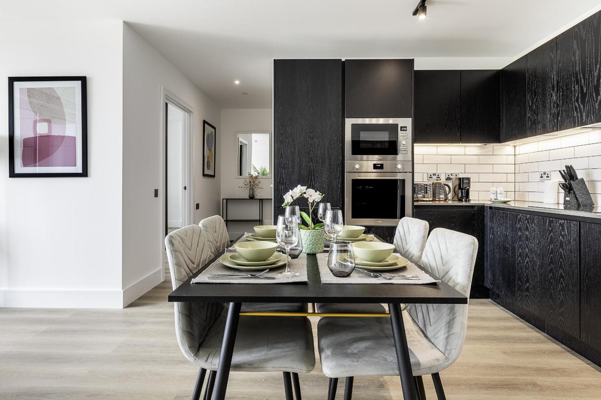 North Ken Viii - 2 Bedrooms - 2 Bathrooms - Balcony - Concierge Appartement