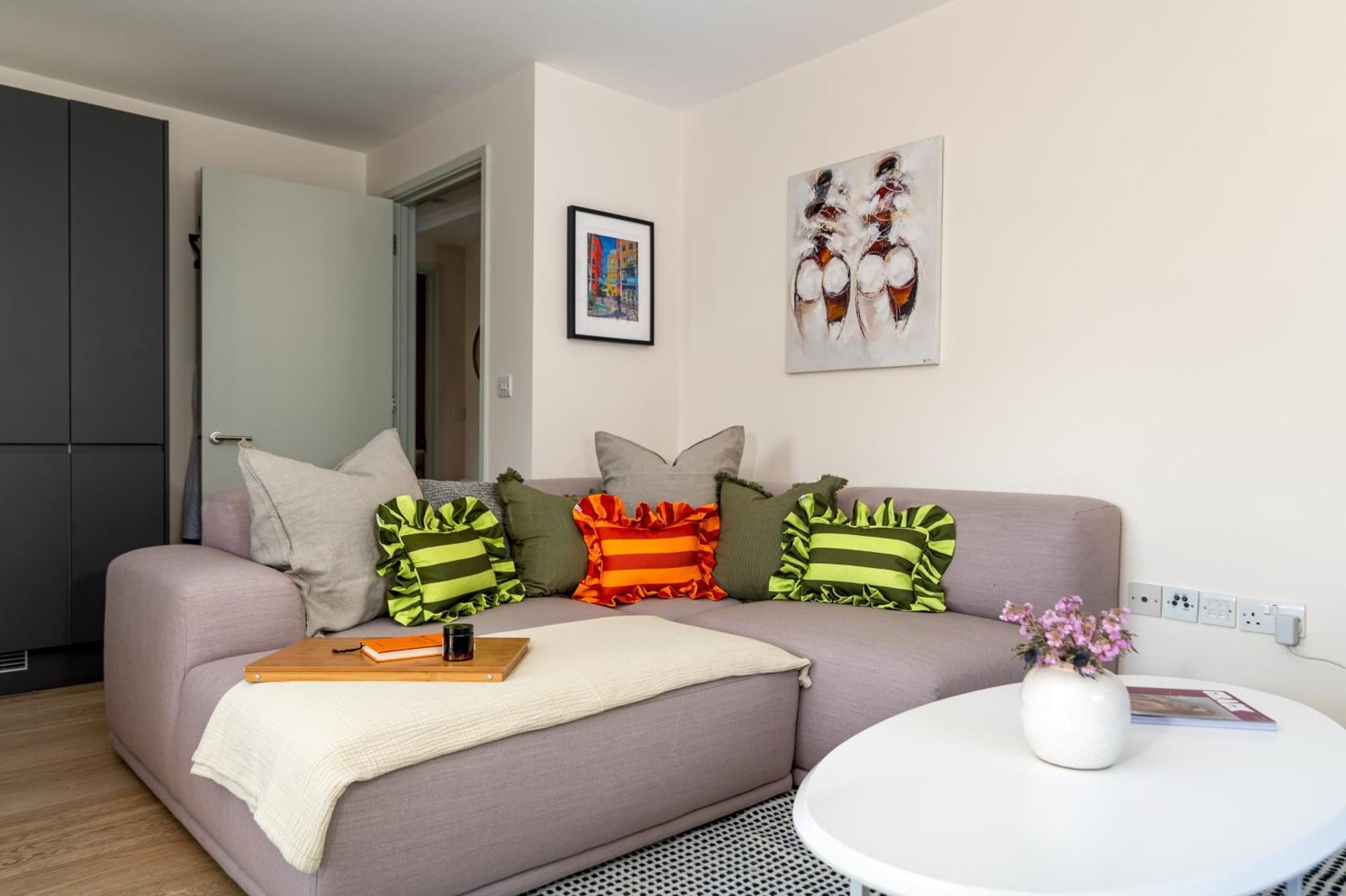 2 Bedroom In Bridge London