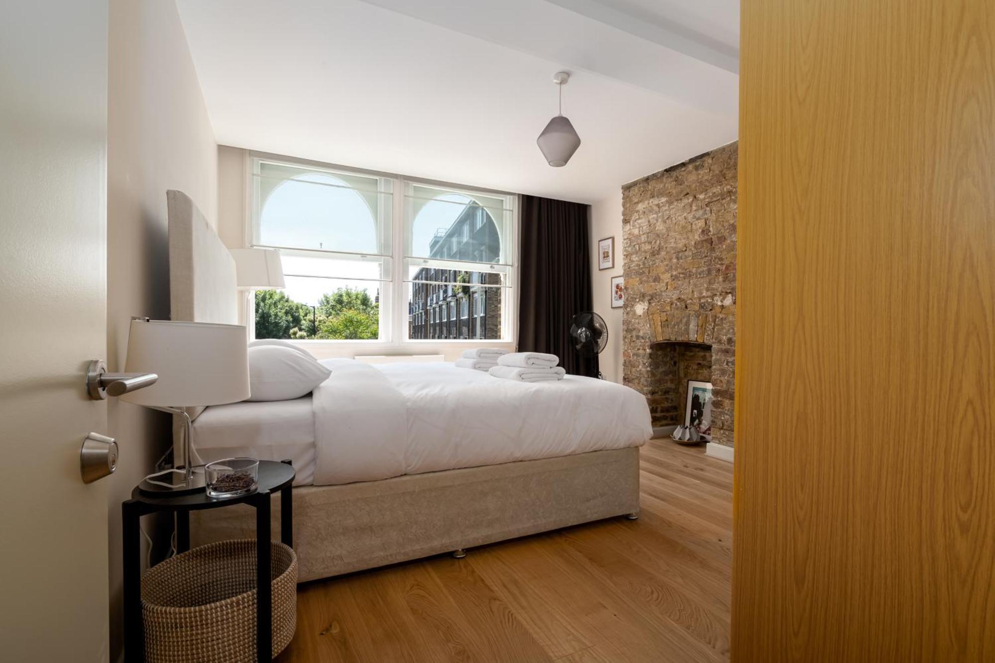 Apartment 2 Bedroom In Bridge *