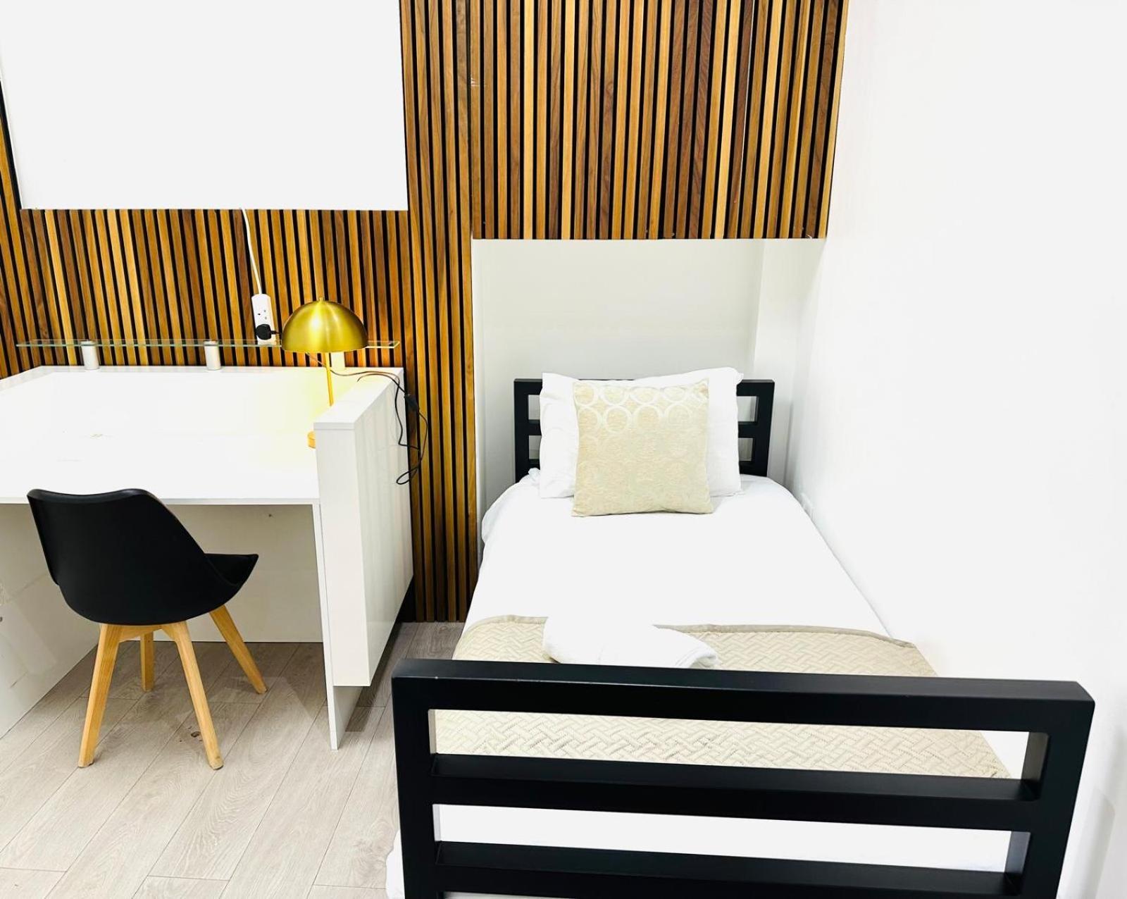 Westferry Two Apartment London