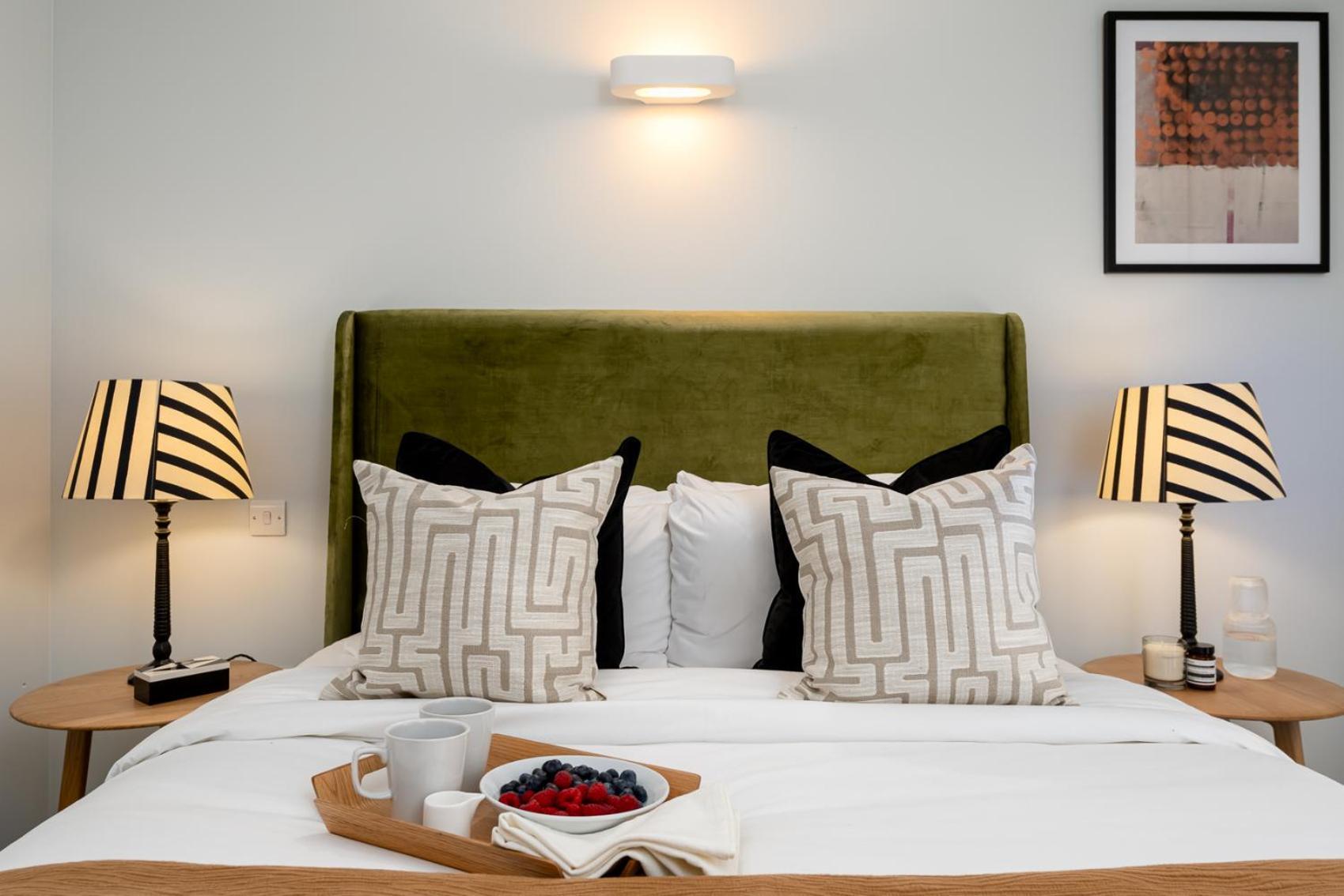 Liverpool Street I Your Apartment *