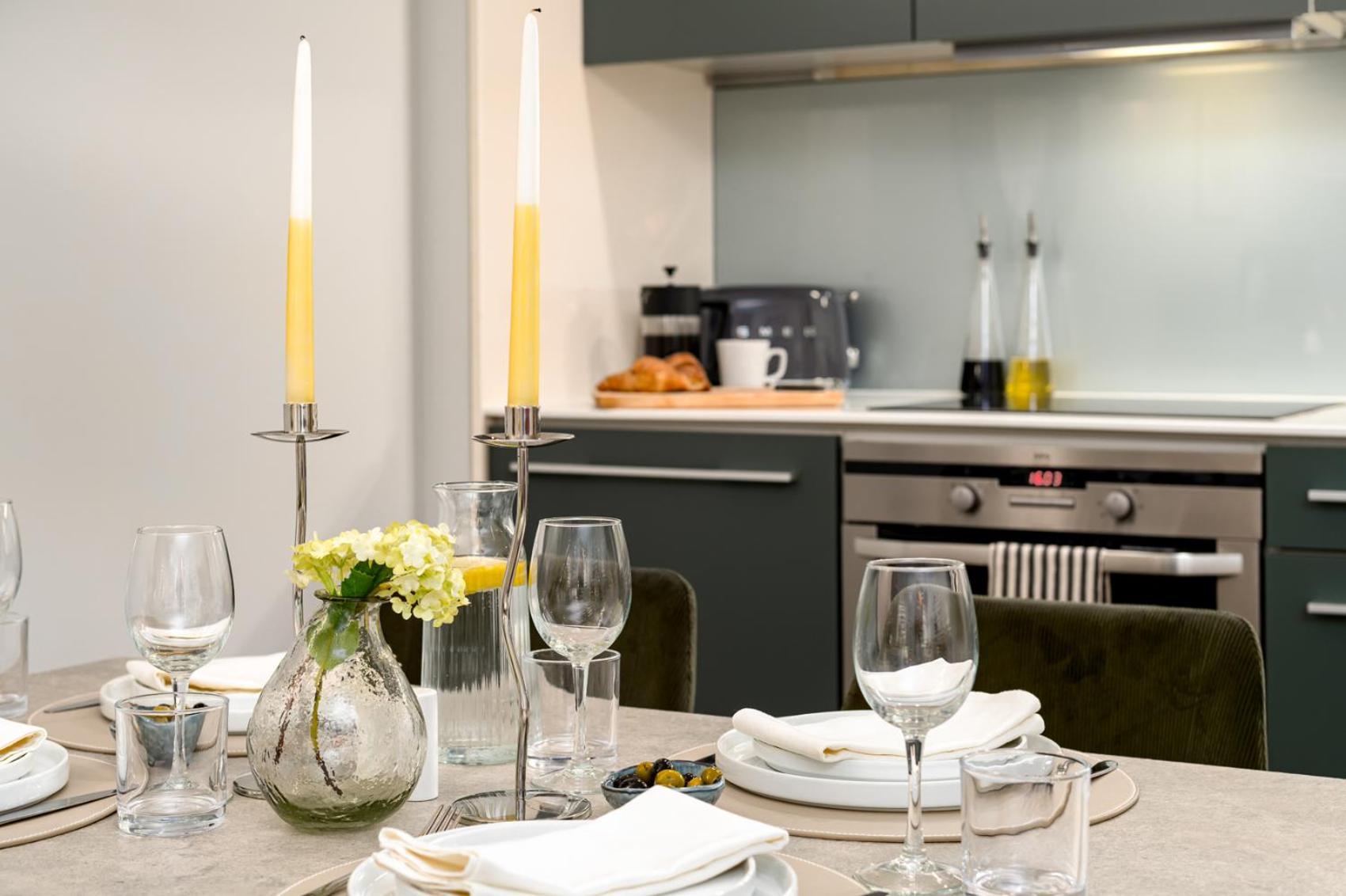 Apartment Liverpool Street I Your *