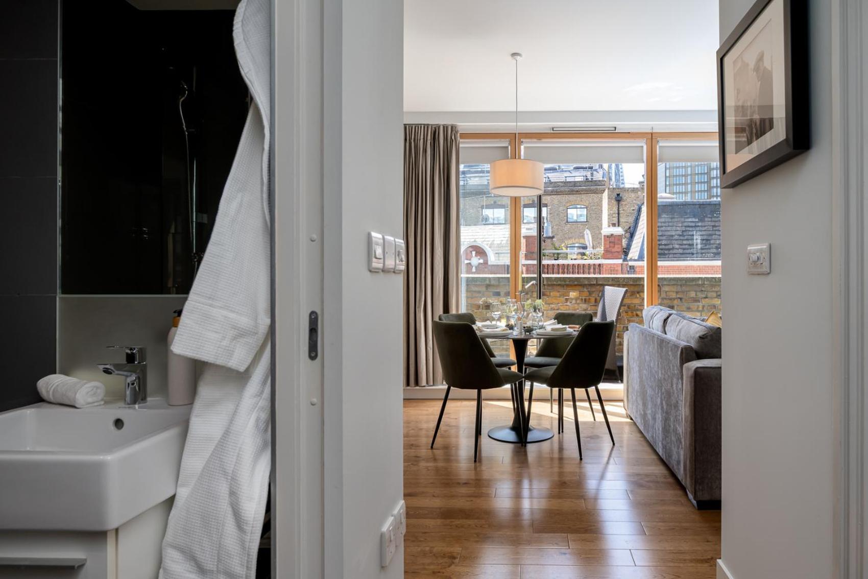 Apartment Liverpool Street I Your *