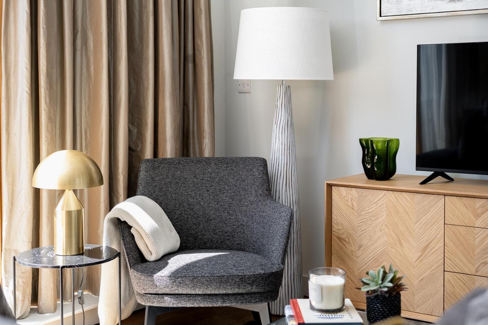 Liverpool Street I Your Apartment
