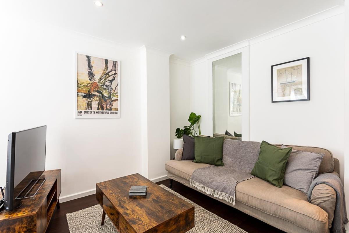Bright & Cosy One-bed * Londen