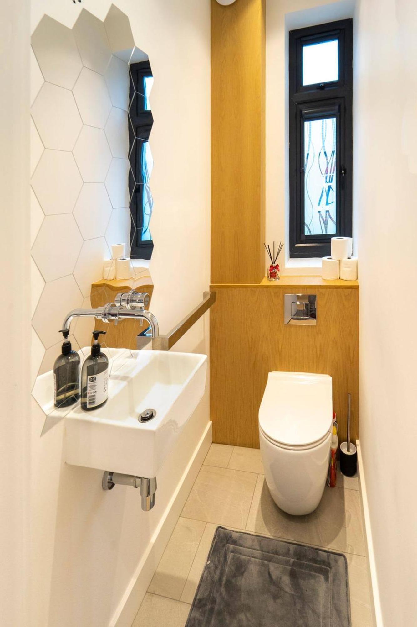 Modern Ealing Common Duplex * Londres