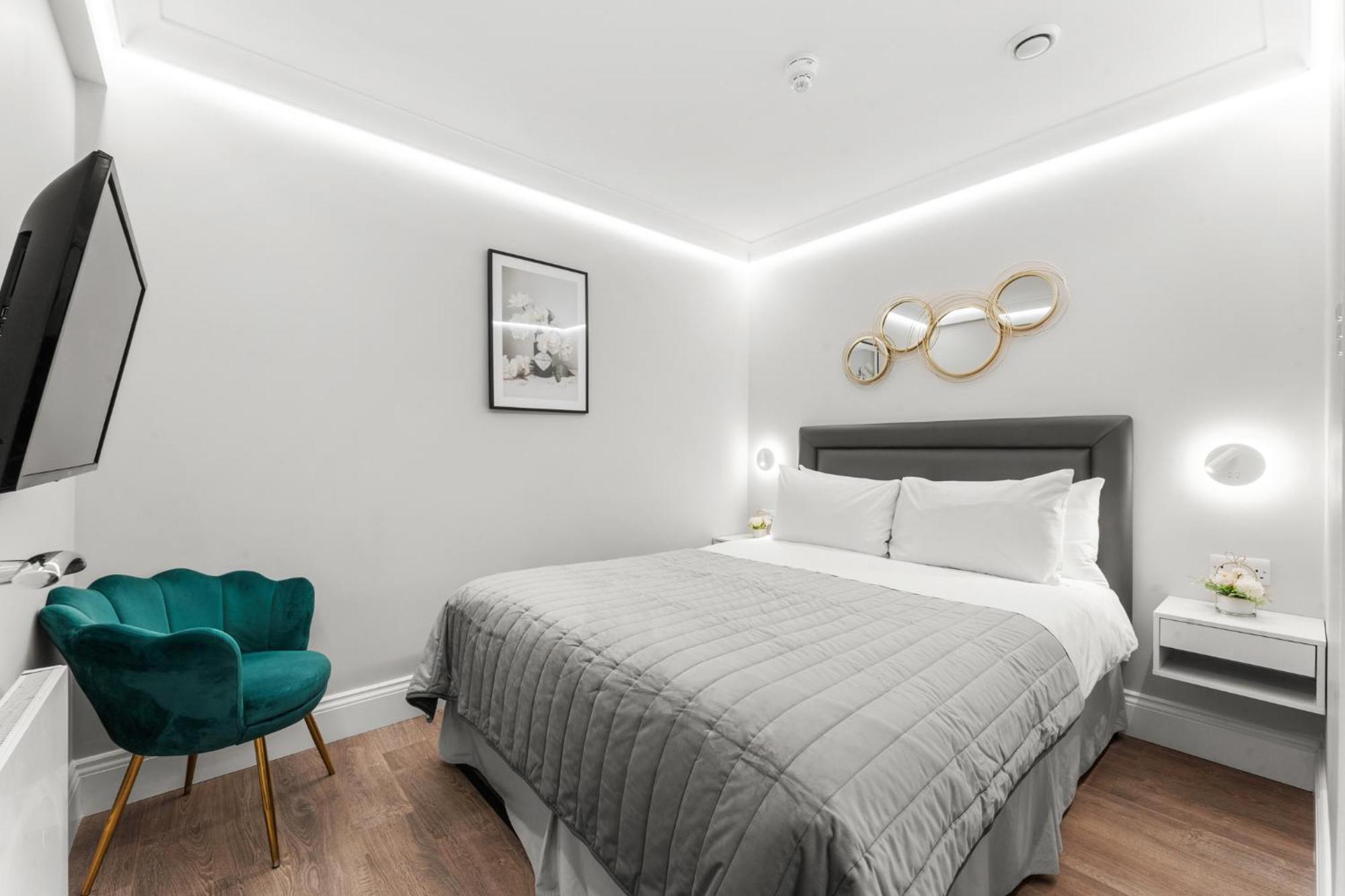 Cleveland Residences Russell Square Apartamento